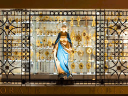 Relikwie w Kościele katolickim – znaczenie i sens kultu świętych