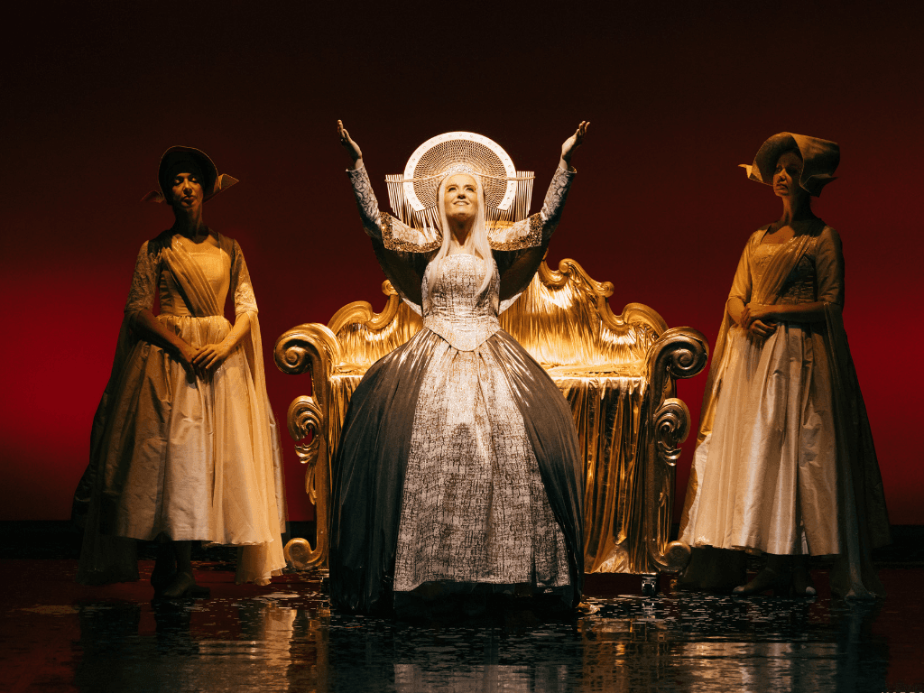 Zachwycić się muzyką klasyczną. Polska Opera Królewska zaprasza do świata piękna