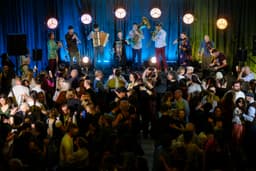 Kulturalny weekend w Warszawie. Festiwal „Wszystkie Mazurki Świata” i powrót do tradycji