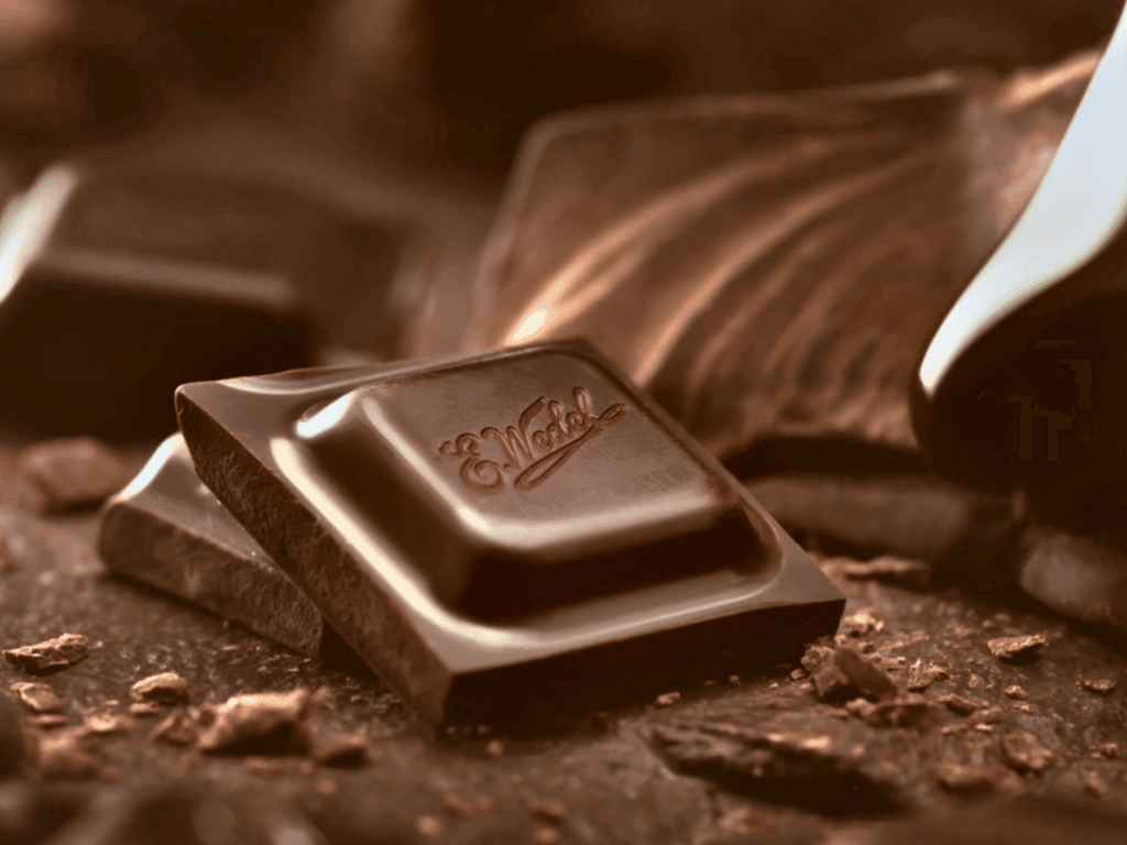 Jak powstaje czekolada i dlaczego poprawia nastrój?