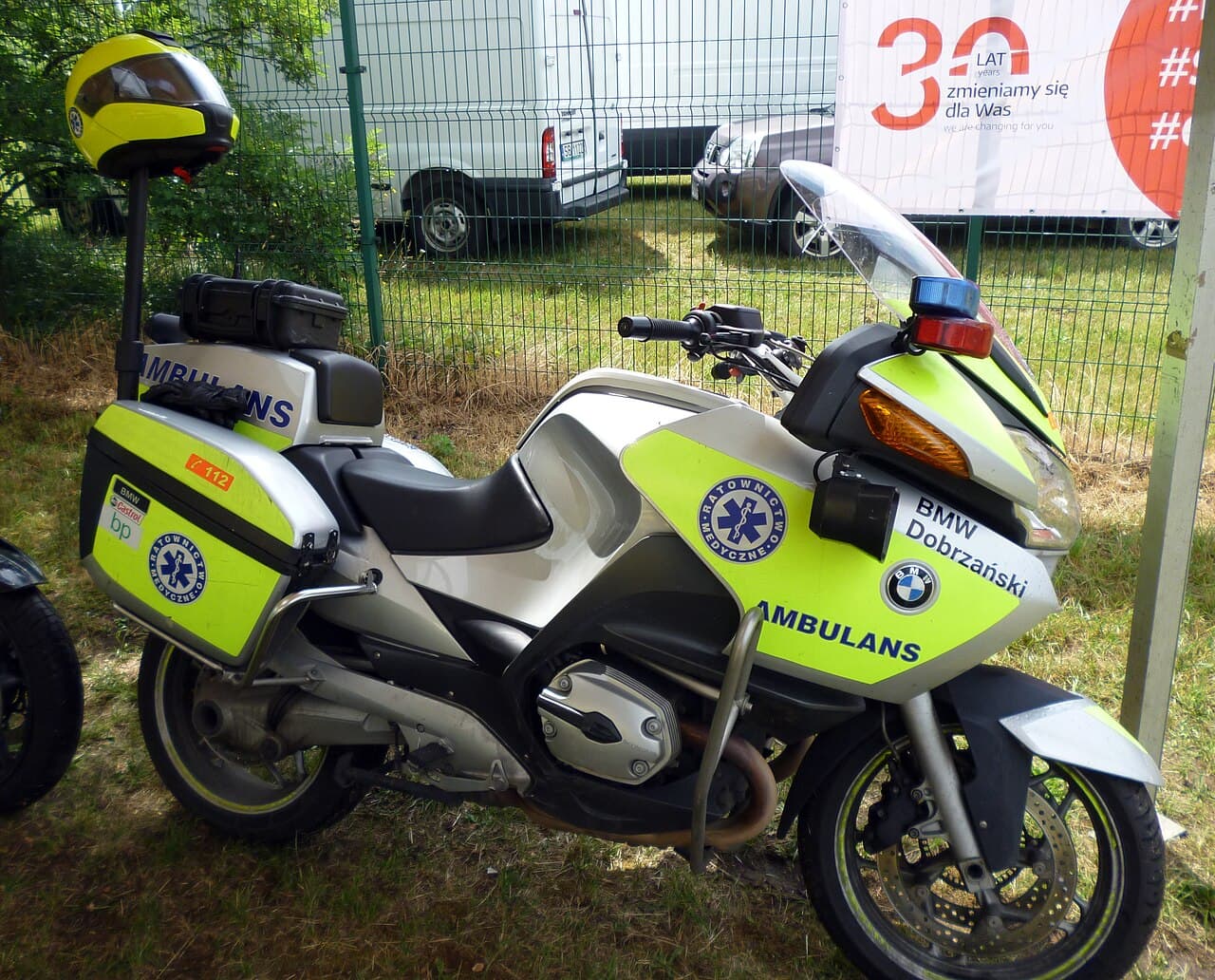 Motoambulans ruszył na ulice Warszawy. Ratownicy zyskali cenne minuty