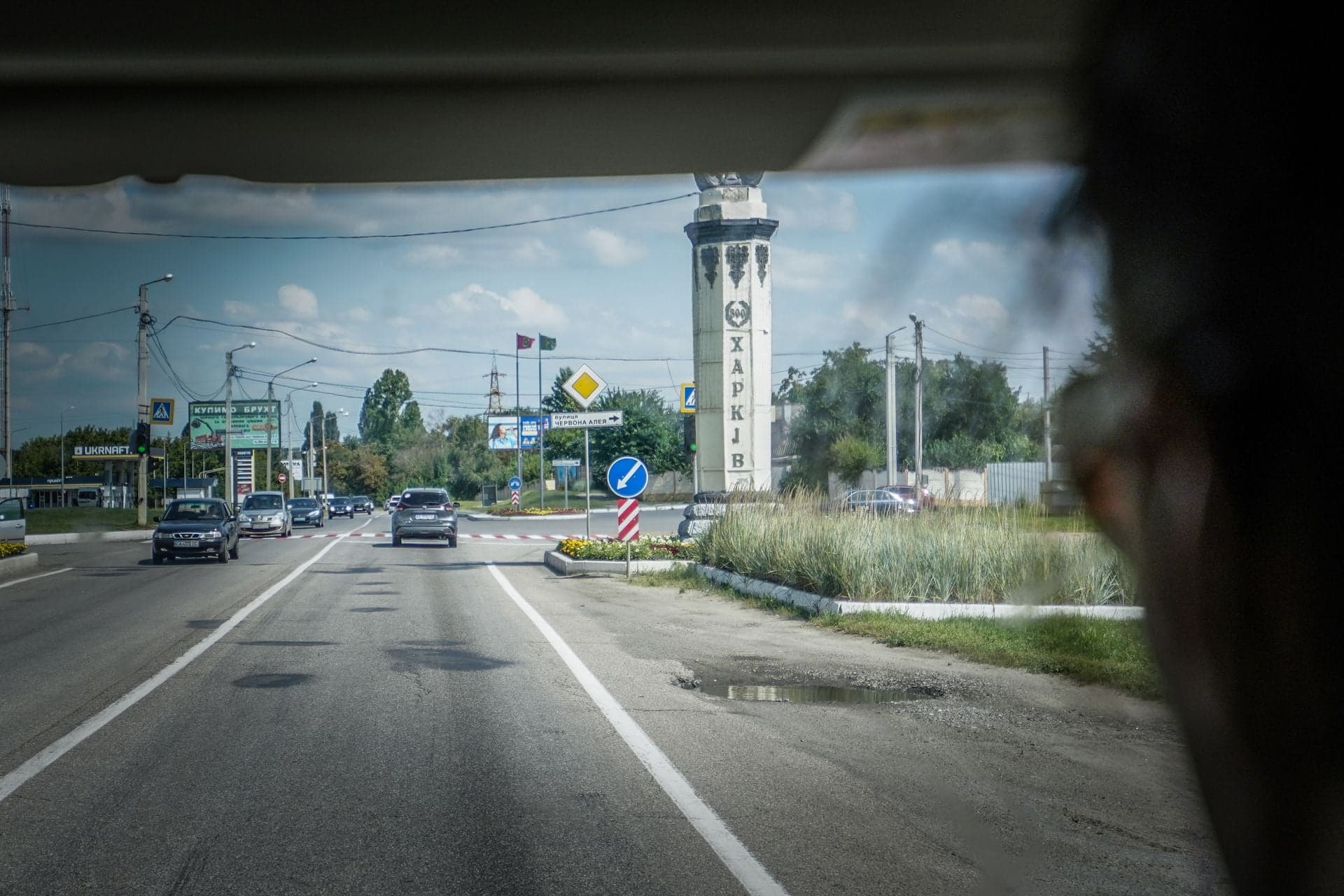 Niepodległość w cieniu wojny. Ukraina, która nauczyła się żyć obok śmierci