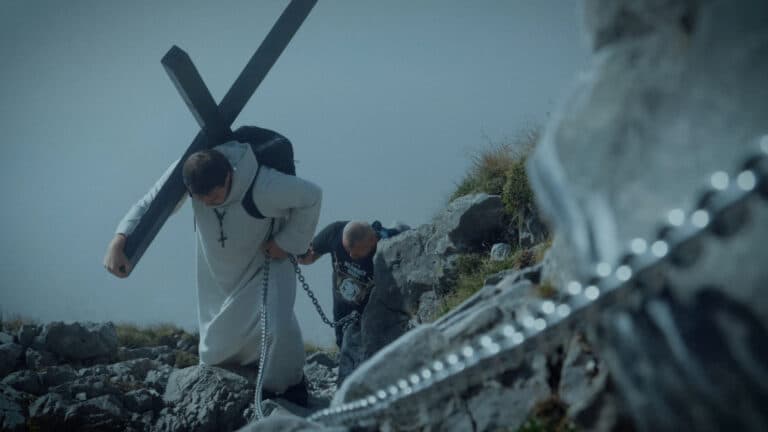 Film „Posłani” wchodzi do kin. Radio Warszawa poleca