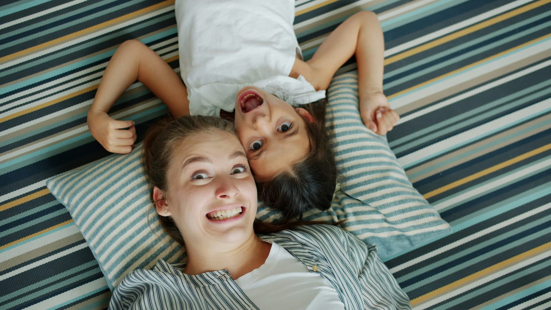 Dziecko jako pełnoprawny gość. UNICEF Polska rozwija program dla hoteli