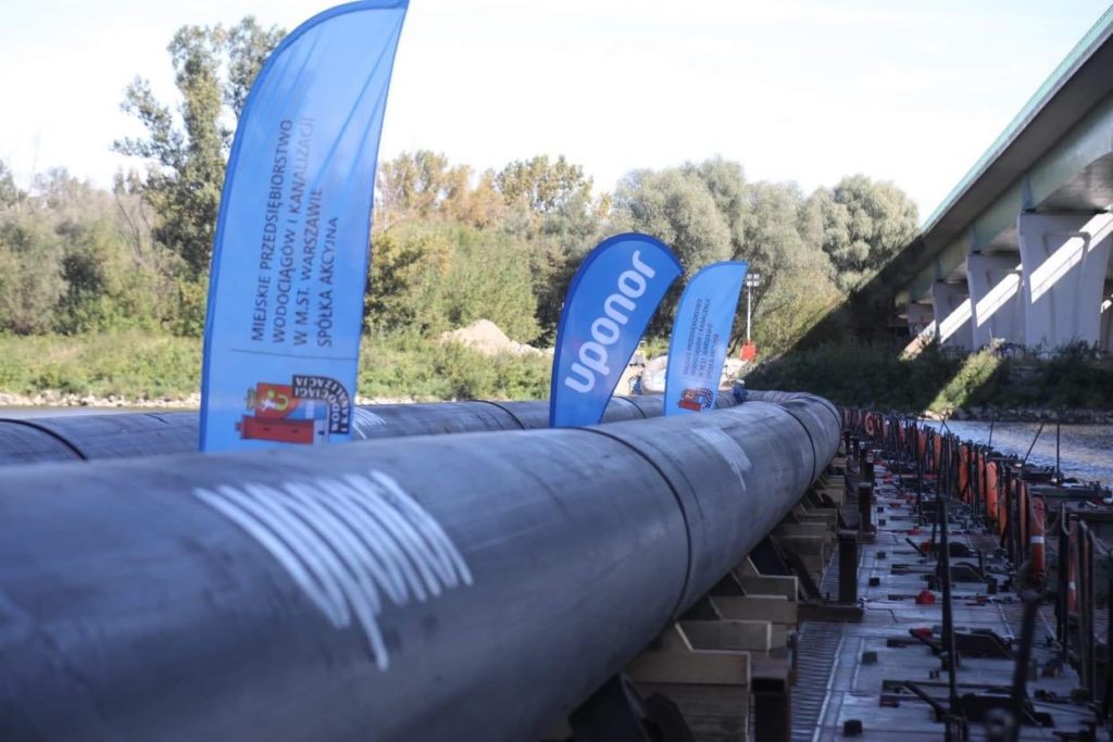 Zespół MPWiK sprawdza stabilność i szczelność rurociągu Zespół MPWiK sprawdza stabilność i szczelność rurociągu
