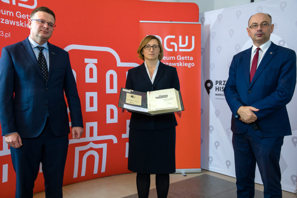 Raport Jurgena Stroopa w depozycie w Muzeum Getta Warszawskiego. Raport Jurgena Stroopa w depozycie w Muzeum Getta Warszawskiego.