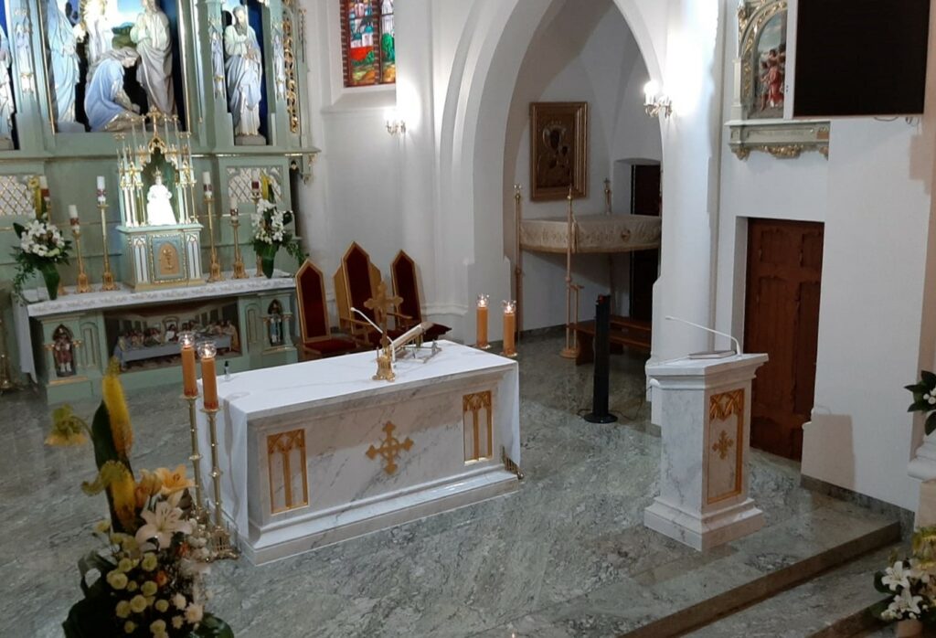 W niedzielę rekonsekracja kościoła w Dębem Wielkim W niedzielę rekonsekracja kościoła w Dębem Wielkim