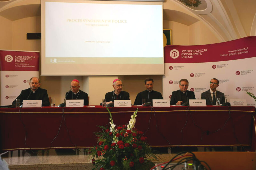 Prof. Bańka: Kościół jest wspólnotą wierzących, którzy wspólnie podążają ku jednemu celowi Prof. Bańka: Kościół jest wspólnotą wierzących, którzy wspólnie podążają ku jednemu celowi