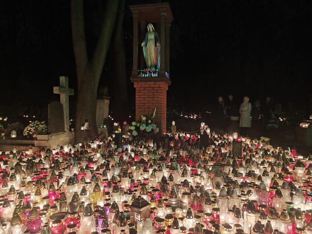 Szczególna figura Matki Bożej Szczególna figura Matki Bożej