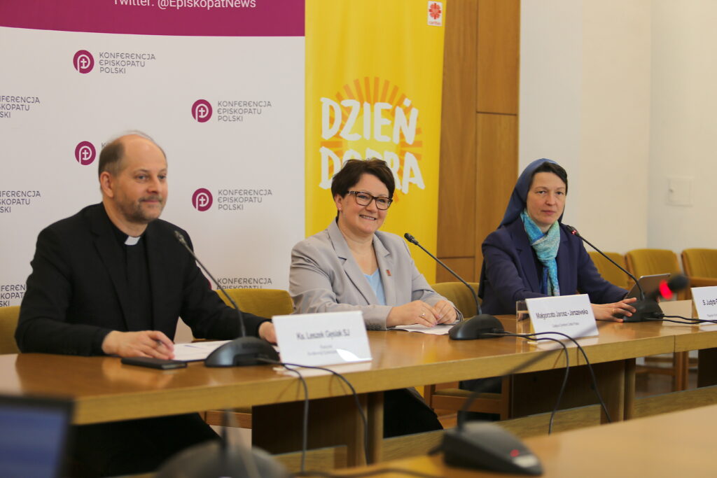 To czas głoszenia i świadczenia miłosierdzia oraz budzenia wrażliwości na potrzeby bliźnich To czas głoszenia i świadczenia miłosierdzia oraz budzenia wrażliwości na potrzeby bliźnich