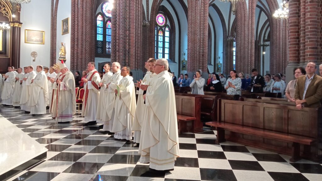 Nauczyciele religii spotkali się na Mszy św. pod przewodnictwem bp. Kamińskiego