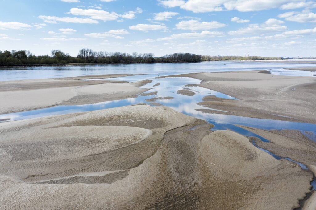 Susza hydrologiczna w stolicy. Promy nie kursują