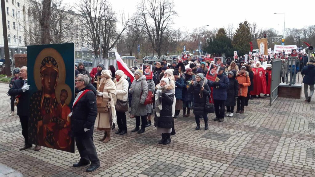 Orszak Chrystusa Króla przeszedł przez Warszawę