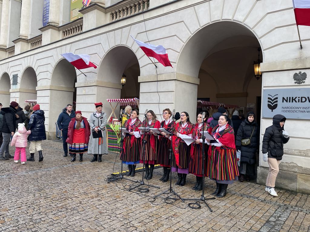 W centrum stolicy na ludową nutę