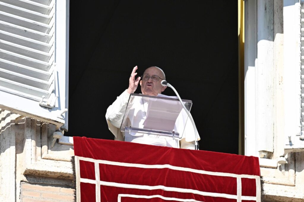 Papież apeluje o pokój i umorzenie długów z okazji Jubileuszu