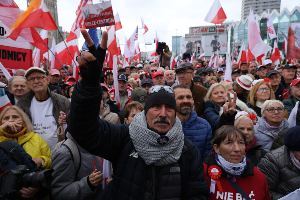Przemarsze w Warszawie 25 maja 2025 – zmiany w ruchu i komunikacji miejskiej Przemarsze w Warszawie 25 maja 2025 – zmiany w ruchu i komunikacji miejskiej