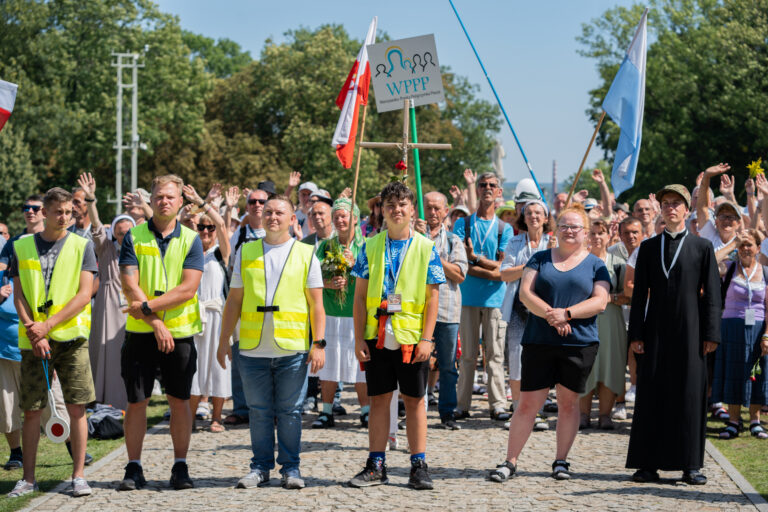 Wady narodowe i duchowa przemiana – rozmowa z ks. Bartłomiejem Szwarcem Wady narodowe i duchowa przemiana – rozmowa z ks. Bartłomiejem Szwarcem