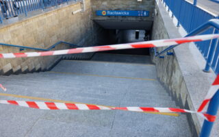 Metro Racławicka